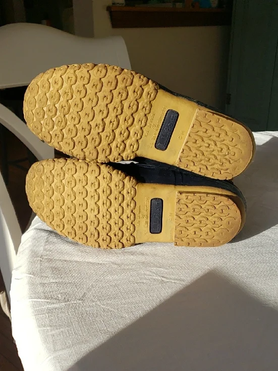 Classic Bean Boots Two-Tone Duck Boots in Tan and Navy - Picture 5 of 6